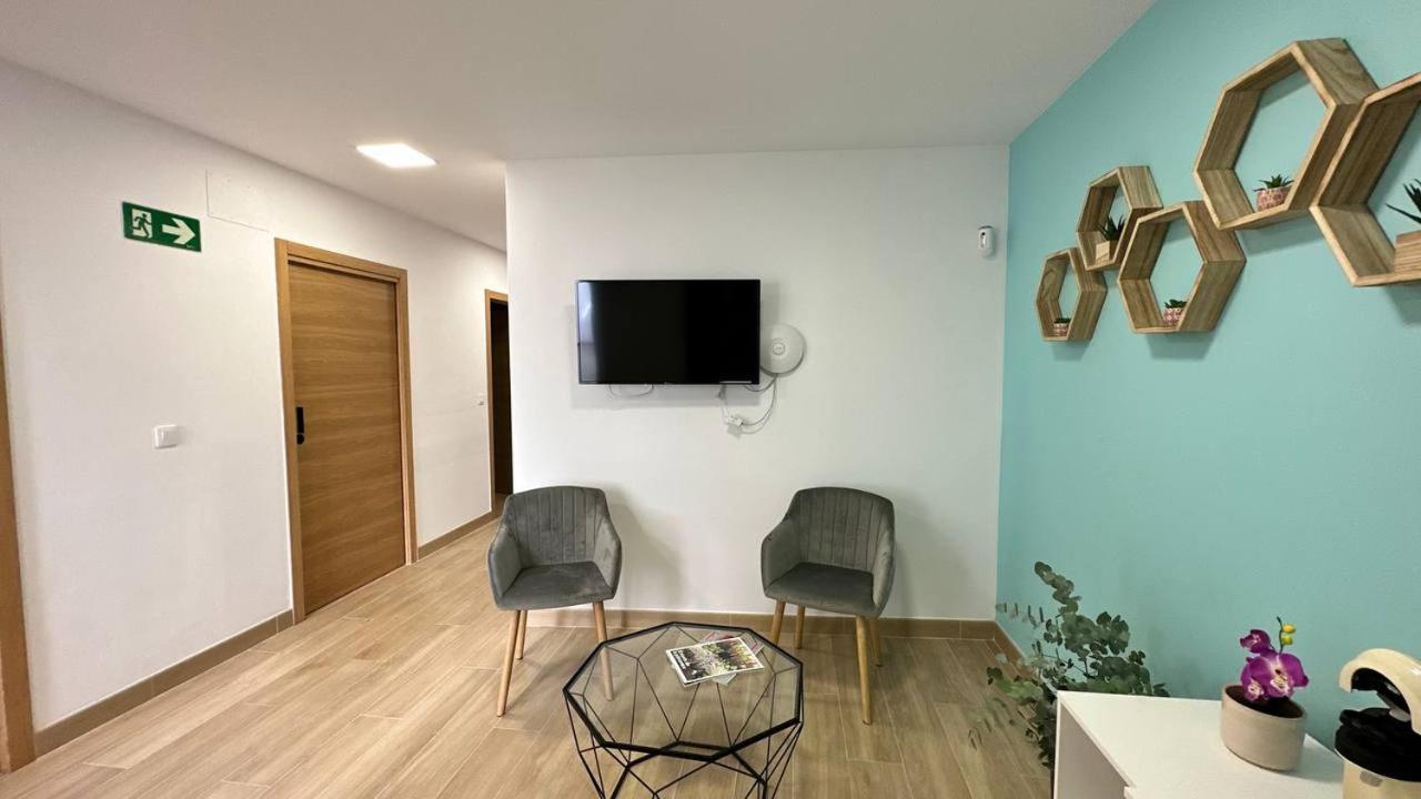 Pension Alicante Bergez エクステリア 写真